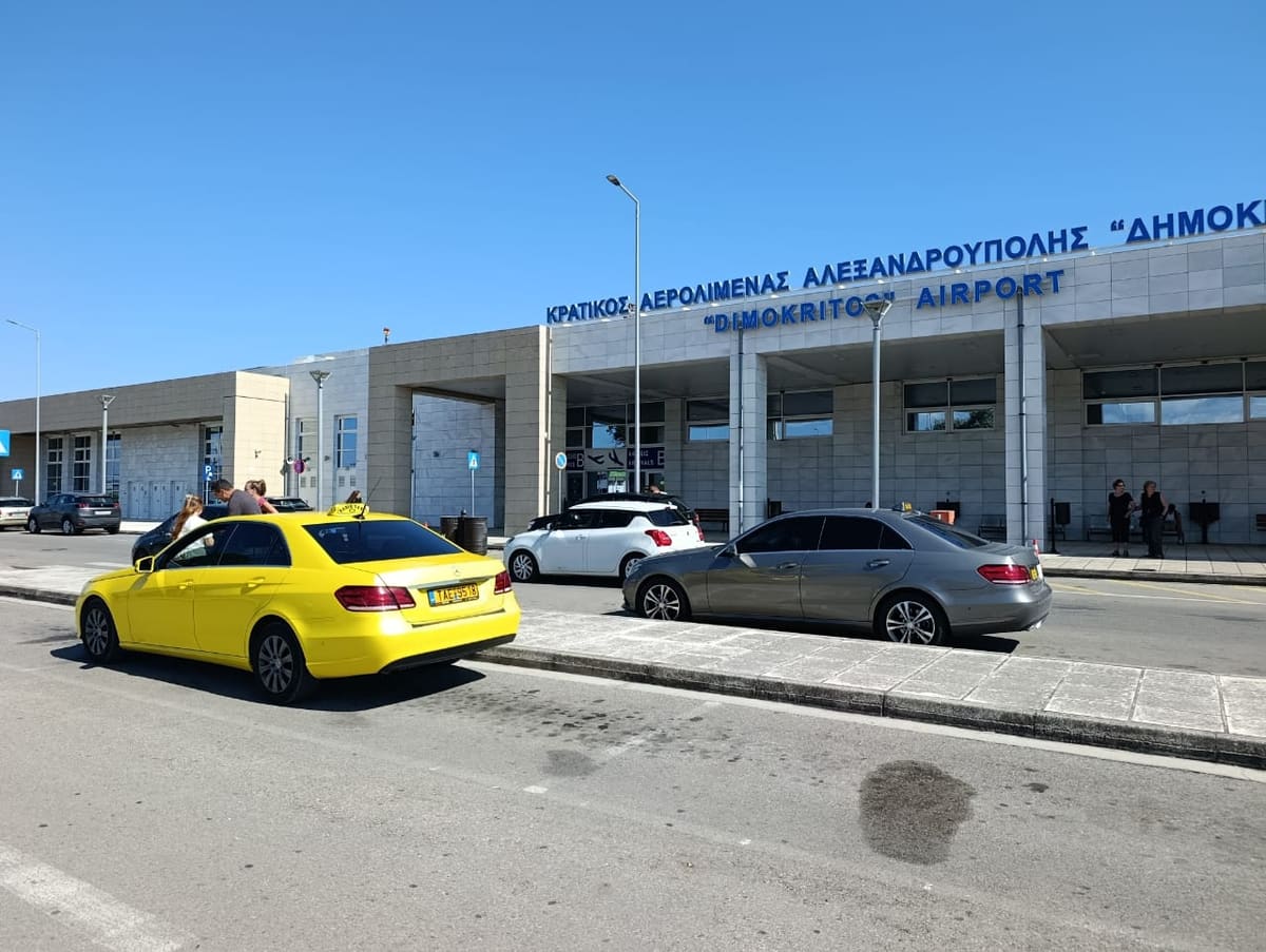 Ταξί Αεροδρόμιο Δημόκριτος - Taksi Dimokritos Havalimanı